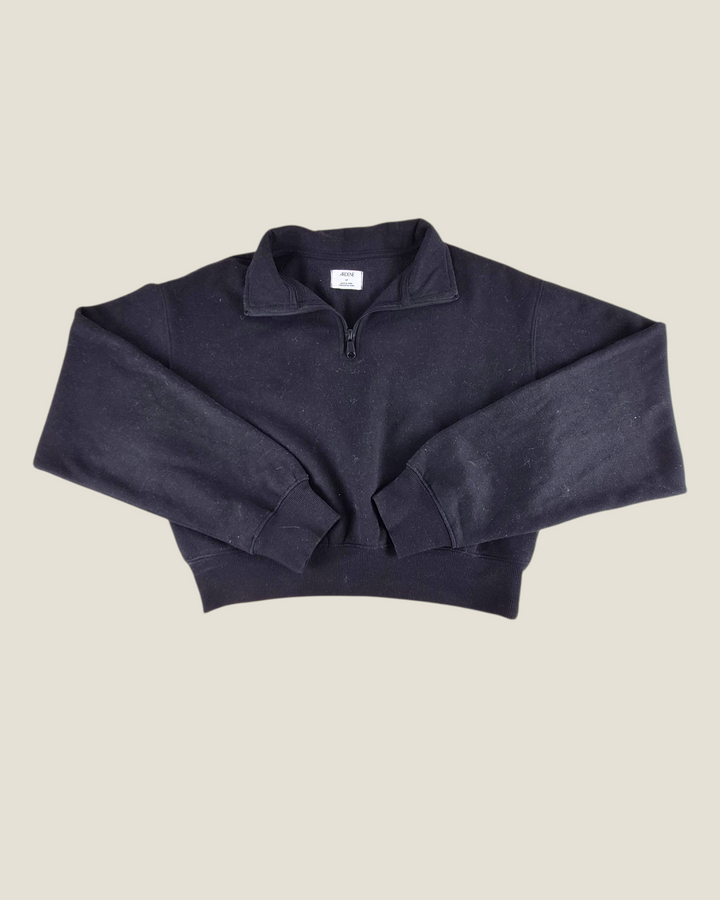 Pre-Loved Ardene Black Cropped Sweater Ladies Small | Betty’s Marketplace