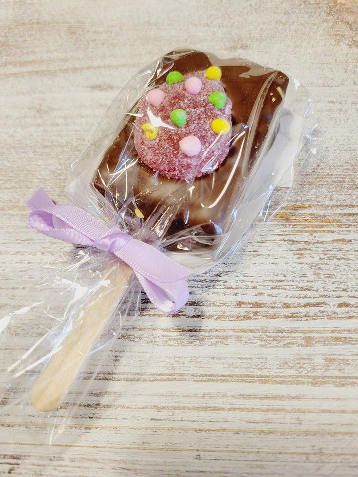 Norm & Lenore, Chocolate Rice Krispie Pops