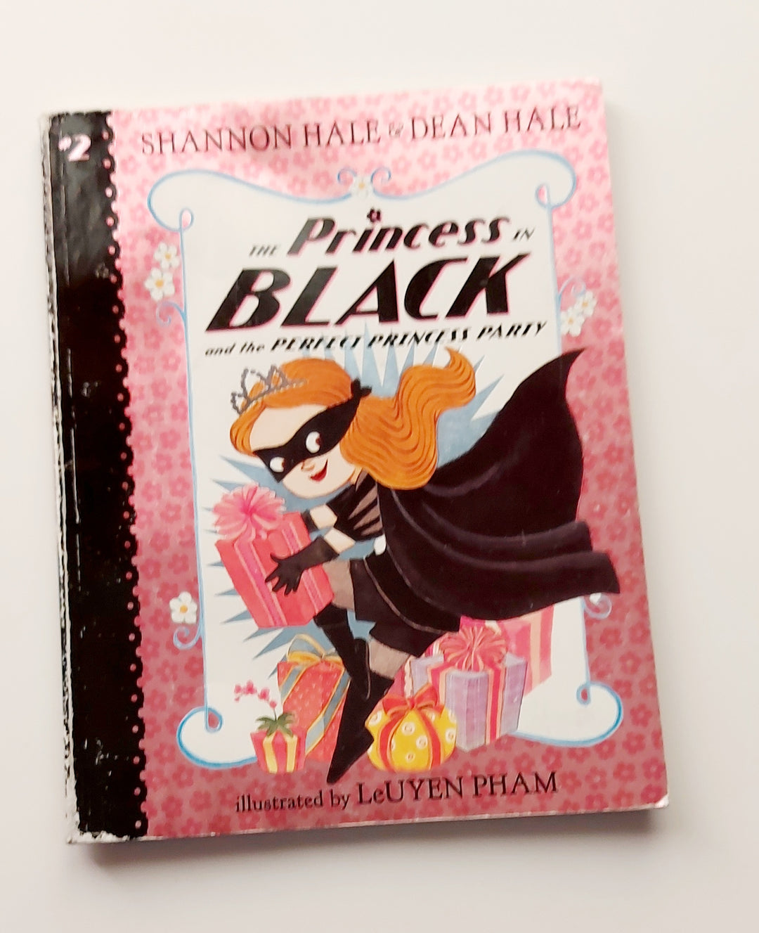 THE PRINCESS IN BLACK AND THE PERFECT PRINCESS PARTY PRE-LOVED