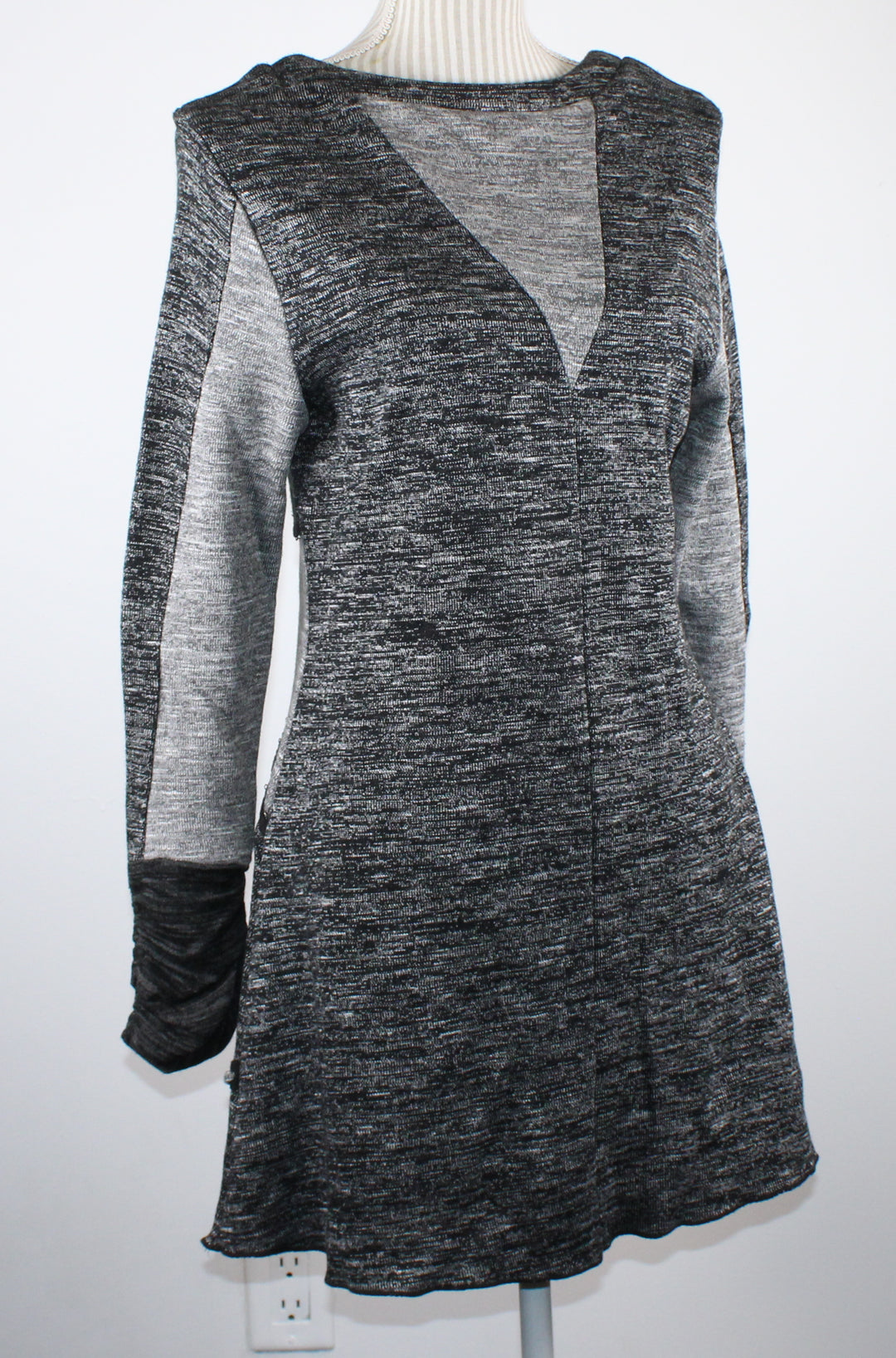 RAVEL THICK SWEATER DRESS LADIES LARGE EUC