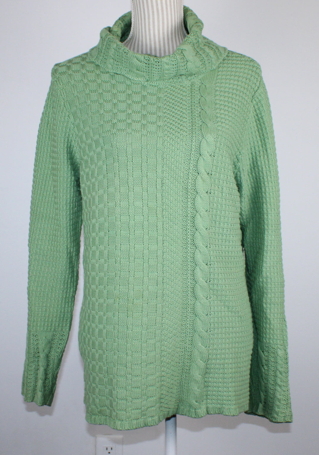 SPLENDOR GREEN SWEATER LADIES LARGE EUC