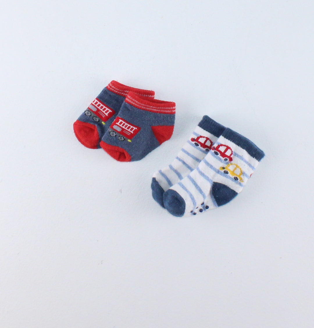 2 PACK INFANT SOCKS EUC