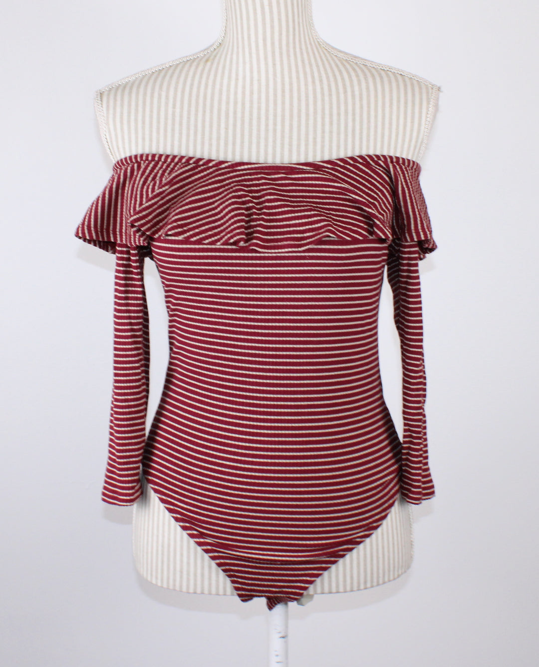 ARDENES MAROON STRIPED TOP LADIES LARGE EUC