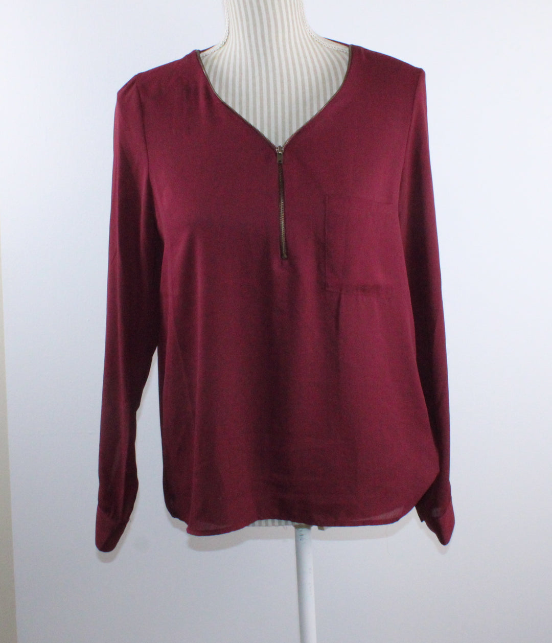 FOREVER 21 MAROON BLOUSE LADIES MEDIUM EUC